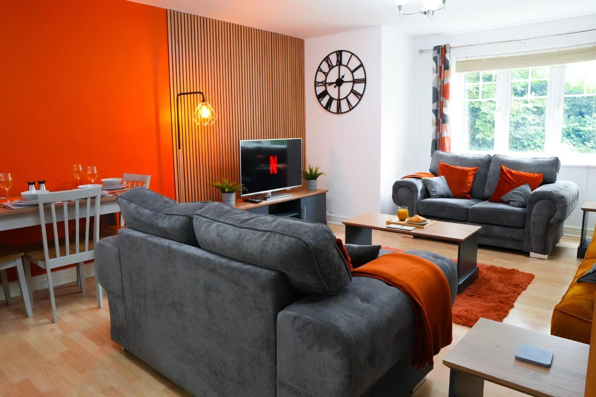 Whole 2-Bed Apartment - Contractors, Professionals, Ulez Free, Free Parking, B'Ham City 10Mins Birmingham Extérieur photo